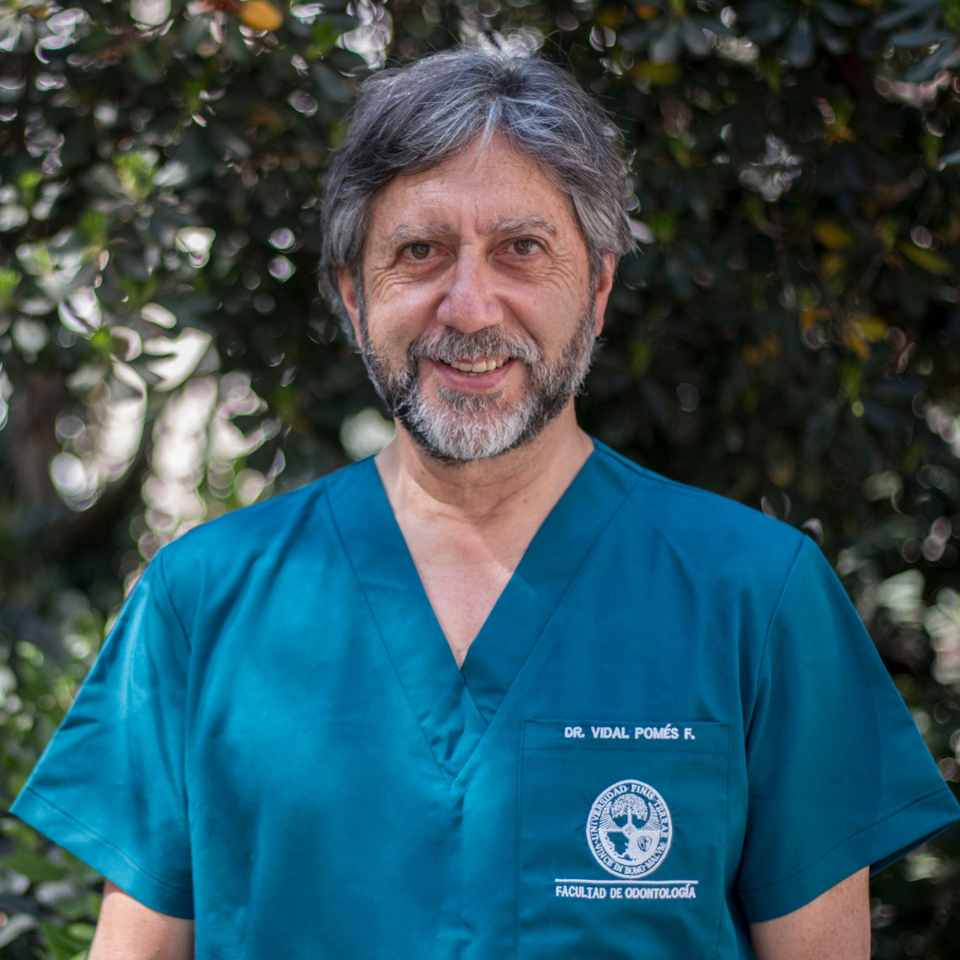 Dr. Vidal Pomés, director Especialidad en Endodoncia