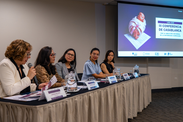 Profesora Simona Canepa expuso sobre la jurisprudencia chilena en torno a la maternidad subrogada en la III Conferencia de Casablanca en Perú