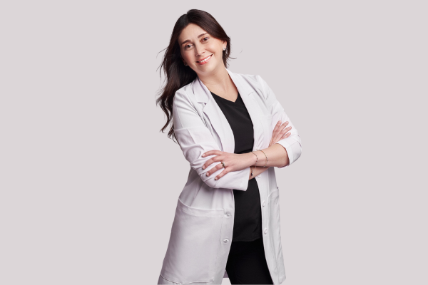 Dra. Javiera Benavente presidenta de capítulo de estética del Colegio de Dentistas