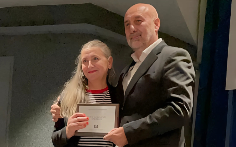 Directora de Diseño de Moda & Management recibió reconocimiento de la Universidad de Palermo