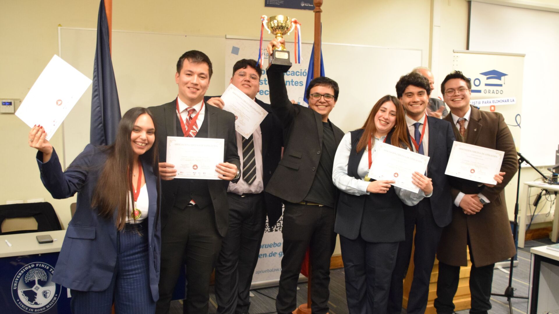 Equipo de la Facultad de Derecho ganó el Torneo Nacional de Litigación Penal organizado por la Asociación Chilena de Litigación
