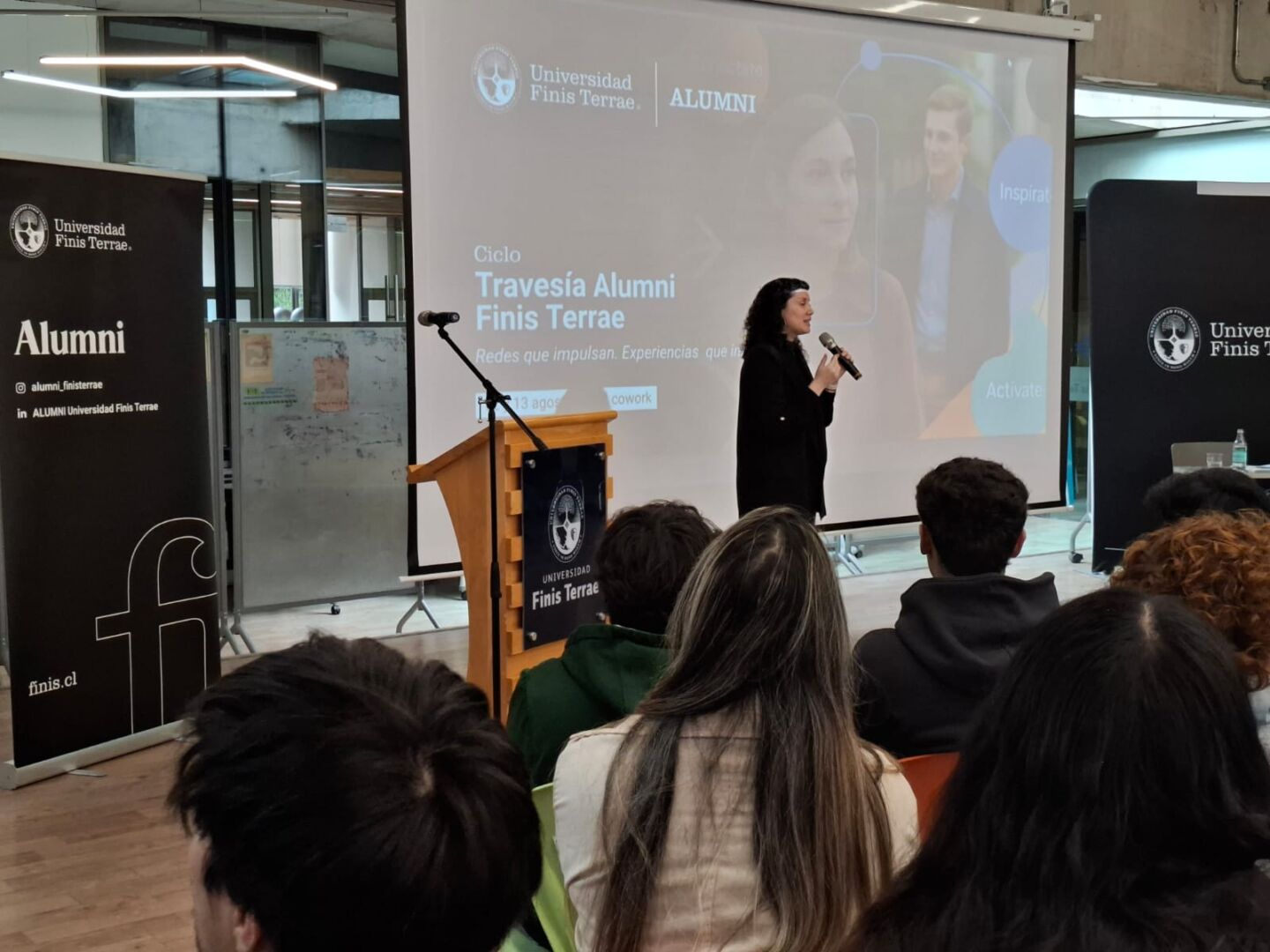 Mayra Sepulveda en la Finis 02