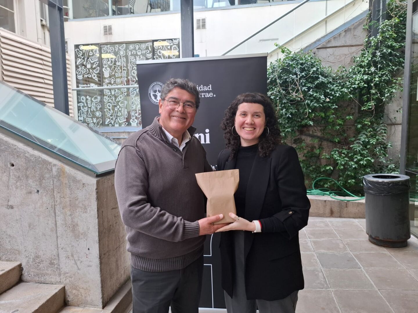 Mayra Sepulveda en la Finis 06